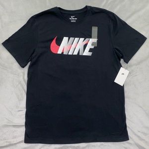 Nike T-Shirt